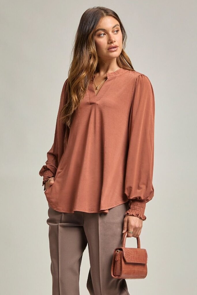 Lizzy Smocked V-neck Curvy