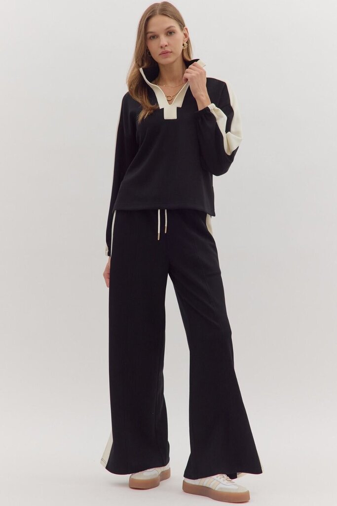Black/White Lined Knit Top