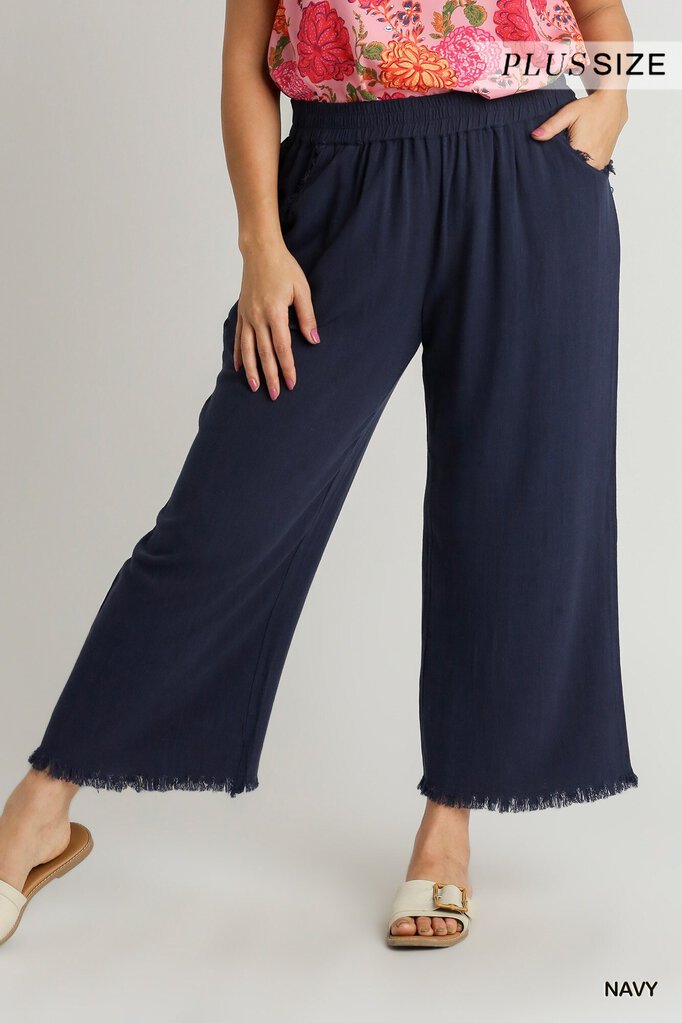 Curvy NAVY Linen Pants