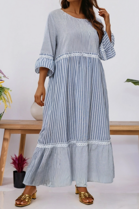Stripe Lace Patch Shift Dress Curvy